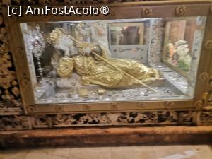 [P09] Grota Santa Rosalia de pe muntele Pellegrino » foto by dorgo
 - 
<span class="allrVoted glyphicon glyphicon-heart hidden" id="av1504029"></span>
<a class="m-l-10 hidden" id="sv1504029" onclick="voting_Foto_DelVot(,1504029,29017)" role="button">șterge vot <span class="glyphicon glyphicon-remove"></span></a>
<a id="v91504029" class=" c-red"  onclick="voting_Foto_SetVot(1504029)" role="button"><span class="glyphicon glyphicon-heart-empty"></span> <b>LIKE</b> = Votează poza</a> <img class="hidden"  id="f1504029W9" src="/imagini/loader.gif" border="0" /><span class="AjErrMes hidden" id="e1504029ErM"></span>