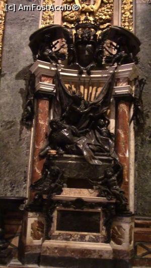 [P21] Monument funerar al unui Mare Maestru. » foto by ovidiuyepi
 - 
<span class="allrVoted glyphicon glyphicon-heart hidden" id="av1231908"></span>
<a class="m-l-10 hidden" id="sv1231908" onclick="voting_Foto_DelVot(,1231908,29039)" role="button">șterge vot <span class="glyphicon glyphicon-remove"></span></a>
<a id="v91231908" class=" c-red"  onclick="voting_Foto_SetVot(1231908)" role="button"><span class="glyphicon glyphicon-heart-empty"></span> <b>LIKE</b> = Votează poza</a> <img class="hidden"  id="f1231908W9" src="/imagini/loader.gif" border="0" /><span class="AjErrMes hidden" id="e1231908ErM"></span>