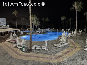 [P22] Ascos Coral Beach Hotel,piscina » foto by AZE
 - 
<span class="allrVoted glyphicon glyphicon-heart hidden" id="av1489147"></span>
<a class="m-l-10 hidden" id="sv1489147" onclick="voting_Foto_DelVot(,1489147,29044)" role="button">șterge vot <span class="glyphicon glyphicon-remove"></span></a>
<a id="v91489147" class=" c-red"  onclick="voting_Foto_SetVot(1489147)" role="button"><span class="glyphicon glyphicon-heart-empty"></span> <b>LIKE</b> = Votează poza</a> <img class="hidden"  id="f1489147W9" src="/imagini/loader.gif" border="0" /><span class="AjErrMes hidden" id="e1489147ErM"></span>