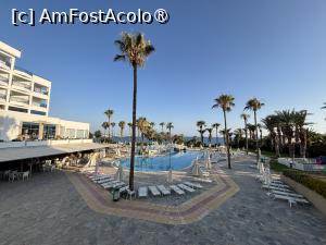[P29] Ascos Coral Beach Hotel,piscina » foto by AZE
 - 
<span class="allrVoted glyphicon glyphicon-heart hidden" id="av1489154"></span>
<a class="m-l-10 hidden" id="sv1489154" onclick="voting_Foto_DelVot(,1489154,29044)" role="button">șterge vot <span class="glyphicon glyphicon-remove"></span></a>
<a id="v91489154" class=" c-red"  onclick="voting_Foto_SetVot(1489154)" role="button"><span class="glyphicon glyphicon-heart-empty"></span> <b>LIKE</b> = Votează poza</a> <img class="hidden"  id="f1489154W9" src="/imagini/loader.gif" border="0" /><span class="AjErrMes hidden" id="e1489154ErM"></span>