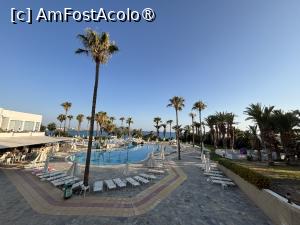 [P30] Ascos Coral Beach Hotel,piscina » foto by AZE
 - 
<span class="allrVoted glyphicon glyphicon-heart hidden" id="av1489155"></span>
<a class="m-l-10 hidden" id="sv1489155" onclick="voting_Foto_DelVot(,1489155,29044)" role="button">șterge vot <span class="glyphicon glyphicon-remove"></span></a>
<a id="v91489155" class=" c-red"  onclick="voting_Foto_SetVot(1489155)" role="button"><span class="glyphicon glyphicon-heart-empty"></span> <b>LIKE</b> = Votează poza</a> <img class="hidden"  id="f1489155W9" src="/imagini/loader.gif" border="0" /><span class="AjErrMes hidden" id="e1489155ErM"></span>