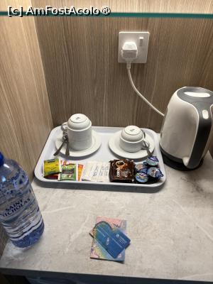 [P55] Ascos Coral Beach Hotel,set de făcut ceai,cafea » foto by AZE
 - 
<span class="allrVoted glyphicon glyphicon-heart hidden" id="av1489180"></span>
<a class="m-l-10 hidden" id="sv1489180" onclick="voting_Foto_DelVot(,1489180,29044)" role="button">șterge vot <span class="glyphicon glyphicon-remove"></span></a>
<a id="v91489180" class=" c-red"  onclick="voting_Foto_SetVot(1489180)" role="button"><span class="glyphicon glyphicon-heart-empty"></span> <b>LIKE</b> = Votează poza</a> <img class="hidden"  id="f1489180W9" src="/imagini/loader.gif" border="0" /><span class="AjErrMes hidden" id="e1489180ErM"></span>