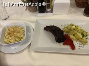 [P47] Hotel Alexandra Mamaia - papa bun » foto by nicole33
 - 
<span class="allrVoted glyphicon glyphicon-heart hidden" id="av1513067"></span>
<a class="m-l-10 hidden" id="sv1513067" onclick="voting_Foto_DelVot(,1513067,29052)" role="button">șterge vot <span class="glyphicon glyphicon-remove"></span></a>
<a id="v91513067" class=" c-red"  onclick="voting_Foto_SetVot(1513067)" role="button"><span class="glyphicon glyphicon-heart-empty"></span> <b>LIKE</b> = Votează poza</a> <img class="hidden"  id="f1513067W9" src="/imagini/loader.gif" border="0" /><span class="AjErrMes hidden" id="e1513067ErM"></span>