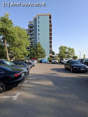 [P24] Parcare Hotel Alexandra » foto by zlatna
 - 
<span class="allrVoted glyphicon glyphicon-heart hidden" id="av1490554"></span>
<a class="m-l-10 hidden" id="sv1490554" onclick="voting_Foto_DelVot(,1490554,29052)" role="button">șterge vot <span class="glyphicon glyphicon-remove"></span></a>
<a id="v91490554" class=" c-red"  onclick="voting_Foto_SetVot(1490554)" role="button"><span class="glyphicon glyphicon-heart-empty"></span> <b>LIKE</b> = Votează poza</a> <img class="hidden"  id="f1490554W9" src="/imagini/loader.gif" border="0" /><span class="AjErrMes hidden" id="e1490554ErM"></span>