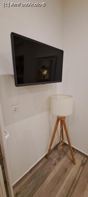 [P19] TV, lampă » foto by irinad
 - 
<span class="allrVoted glyphicon glyphicon-heart hidden" id="av1490479"></span>
<a class="m-l-10 hidden" id="sv1490479" onclick="voting_Foto_DelVot(,1490479,29054)" role="button">șterge vot <span class="glyphicon glyphicon-remove"></span></a>
<a id="v91490479" class=" c-red"  onclick="voting_Foto_SetVot(1490479)" role="button"><span class="glyphicon glyphicon-heart-empty"></span> <b>LIKE</b> = Votează poza</a> <img class="hidden"  id="f1490479W9" src="/imagini/loader.gif" border="0" /><span class="AjErrMes hidden" id="e1490479ErM"></span>