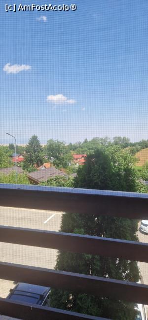 [P16] Privelistea de pe balcon » foto by delinyka
 - 
<span class="allrVoted glyphicon glyphicon-heart hidden" id="av1497082"></span>
<a class="m-l-10 hidden" id="sv1497082" onclick="voting_Foto_DelVot(,1497082,29056)" role="button">șterge vot <span class="glyphicon glyphicon-remove"></span></a>
<a id="v91497082" class=" c-red"  onclick="voting_Foto_SetVot(1497082)" role="button"><span class="glyphicon glyphicon-heart-empty"></span> <b>LIKE</b> = Votează poza</a> <img class="hidden"  id="f1497082W9" src="/imagini/loader.gif" border="0" /><span class="AjErrMes hidden" id="e1497082ErM"></span>