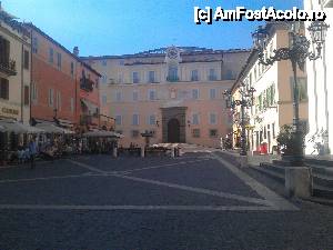 [P05] Castel Gandolfo / piazza Castelului » foto by eduardpetrut
 - 
<span class="allrVoted glyphicon glyphicon-heart hidden" id="av443685"></span>
<a class="m-l-10 hidden" id="sv443685" onclick="voting_Foto_DelVot(,443685,29060)" role="button">șterge vot <span class="glyphicon glyphicon-remove"></span></a>
<a id="v9443685" class=" c-red"  onclick="voting_Foto_SetVot(443685)" role="button"><span class="glyphicon glyphicon-heart-empty"></span> <b>LIKE</b> = Votează poza</a> <img class="hidden"  id="f443685W9" src="/imagini/loader.gif" border="0" /><span class="AjErrMes hidden" id="e443685ErM"></span>