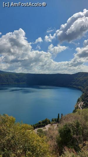 [P31] Vedere spre lacul Albano » foto by ANILU
 - 
<span class="allrVoted glyphicon glyphicon-heart hidden" id="av1329283"></span>
<a class="m-l-10 hidden" id="sv1329283" onclick="voting_Foto_DelVot(,1329283,29060)" role="button">șterge vot <span class="glyphicon glyphicon-remove"></span></a>
<a id="v91329283" class=" c-red"  onclick="voting_Foto_SetVot(1329283)" role="button"><span class="glyphicon glyphicon-heart-empty"></span> <b>LIKE</b> = Votează poza</a> <img class="hidden"  id="f1329283W9" src="/imagini/loader.gif" border="0" /><span class="AjErrMes hidden" id="e1329283ErM"></span>