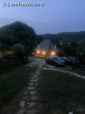[P18] Inside The Village. Vecinii » foto by Yersinia Pestis
 - 
<span class="allrVoted glyphicon glyphicon-heart hidden" id="av1492901"></span>
<a class="m-l-10 hidden" id="sv1492901" onclick="voting_Foto_DelVot(,1492901,29072)" role="button">șterge vot <span class="glyphicon glyphicon-remove"></span></a>
<a id="v91492901" class=" c-red"  onclick="voting_Foto_SetVot(1492901)" role="button"><span class="glyphicon glyphicon-heart-empty"></span> <b>LIKE</b> = Votează poza</a> <img class="hidden"  id="f1492901W9" src="/imagini/loader.gif" border="0" /><span class="AjErrMes hidden" id="e1492901ErM"></span>