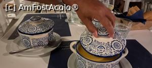 [P13] Taverna Agoni Grammi, supele de pește sosesc acoperite cu capac » foto by irinad
 - 
<span class="allrVoted glyphicon glyphicon-heart hidden" id="av1493489"></span>
<a class="m-l-10 hidden" id="sv1493489" onclick="voting_Foto_DelVot(,1493489,29075)" role="button">șterge vot <span class="glyphicon glyphicon-remove"></span></a>
<a id="v91493489" class=" c-red"  onclick="voting_Foto_SetVot(1493489)" role="button"><span class="glyphicon glyphicon-heart-empty"></span> <b>LIKE</b> = Votează poza</a> <img class="hidden"  id="f1493489W9" src="/imagini/loader.gif" border="0" /><span class="AjErrMes hidden" id="e1493489ErM"></span>