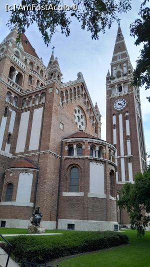 [P24] Biserica Votiva » foto by Yolanda
 - 
<span class="allrVoted glyphicon glyphicon-heart hidden" id="av1497913"></span>
<a class="m-l-10 hidden" id="sv1497913" onclick="voting_Foto_DelVot(,1497913,29121)" role="button">șterge vot <span class="glyphicon glyphicon-remove"></span></a>
<a id="v91497913" class=" c-red"  onclick="voting_Foto_SetVot(1497913)" role="button"><span class="glyphicon glyphicon-heart-empty"></span> <b>LIKE</b> = Votează poza</a> <img class="hidden"  id="f1497913W9" src="/imagini/loader.gif" border="0" /><span class="AjErrMes hidden" id="e1497913ErM"></span>