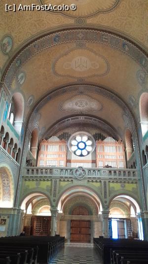 [P27] Biserica Votiva » foto by Yolanda
 - 
<span class="allrVoted glyphicon glyphicon-heart hidden" id="av1497916"></span>
<a class="m-l-10 hidden" id="sv1497916" onclick="voting_Foto_DelVot(,1497916,29121)" role="button">șterge vot <span class="glyphicon glyphicon-remove"></span></a>
<a id="v91497916" class=" c-red"  onclick="voting_Foto_SetVot(1497916)" role="button"><span class="glyphicon glyphicon-heart-empty"></span> <b>LIKE</b> = Votează poza</a> <img class="hidden"  id="f1497916W9" src="/imagini/loader.gif" border="0" /><span class="AjErrMes hidden" id="e1497916ErM"></span>