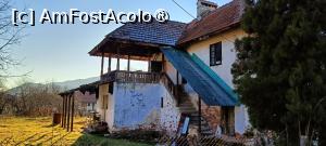 [P18] O casă drăguță (vezi decorațiunile), dar părăsită... » foto by tata123 🔱
 - 
<span class="allrVoted glyphicon glyphicon-heart hidden" id="av1516865"></span>
<a class="m-l-10 hidden" id="sv1516865" onclick="voting_Foto_DelVot(,1516865,29123)" role="button">șterge vot <span class="glyphicon glyphicon-remove"></span></a>
<a id="v91516865" class=" c-red"  onclick="voting_Foto_SetVot(1516865)" role="button"><span class="glyphicon glyphicon-heart-empty"></span> <b>LIKE</b> = Votează poza</a> <img class="hidden"  id="f1516865W9" src="/imagini/loader.gif" border="0" /><span class="AjErrMes hidden" id="e1516865ErM"></span>