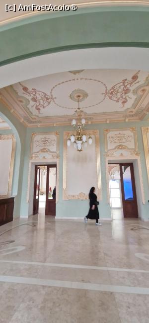 [P06] 6. Parterul privit spre ușile de intrare; în stânga este garderoba. » foto by doinafil
 - 
<span class="allrVoted glyphicon glyphicon-heart hidden" id="av1524088"></span>
<a class="m-l-10 hidden" id="sv1524088" onclick="voting_Foto_DelVot(,1524088,29149)" role="button">șterge vot <span class="glyphicon glyphicon-remove"></span></a>
<a id="v91524088" class=" c-red"  onclick="voting_Foto_SetVot(1524088)" role="button"><span class="glyphicon glyphicon-heart-empty"></span> <b>LIKE</b> = Votează poza</a> <img class="hidden"  id="f1524088W9" src="/imagini/loader.gif" border="0" /><span class="AjErrMes hidden" id="e1524088ErM"></span>