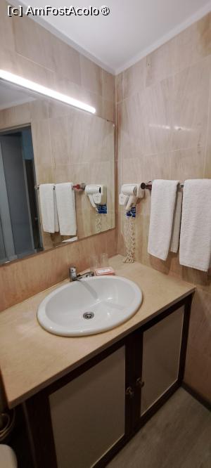 [P26] Imperatriz Aparthotel, în baie » foto by irinad
 - 
<span class="allrVoted glyphicon glyphicon-heart hidden" id="av1502278"></span>
<a class="m-l-10 hidden" id="sv1502278" onclick="voting_Foto_DelVot(,1502278,29150)" role="button">șterge vot <span class="glyphicon glyphicon-remove"></span></a>
<a id="v91502278" class=" c-red"  onclick="voting_Foto_SetVot(1502278)" role="button"><span class="glyphicon glyphicon-heart-empty"></span> <b>LIKE</b> = Votează poza</a> <img class="hidden"  id="f1502278W9" src="/imagini/loader.gif" border="0" /><span class="AjErrMes hidden" id="e1502278ErM"></span>