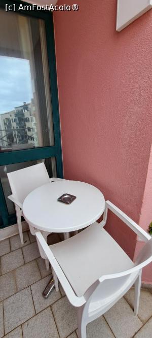 [P30] Imperatriz Aparthotel, masa din balcon » foto by irinad
 - 
<span class="allrVoted glyphicon glyphicon-heart hidden" id="av1502282"></span>
<a class="m-l-10 hidden" id="sv1502282" onclick="voting_Foto_DelVot(,1502282,29150)" role="button">șterge vot <span class="glyphicon glyphicon-remove"></span></a>
<a id="v91502282" class=" c-red"  onclick="voting_Foto_SetVot(1502282)" role="button"><span class="glyphicon glyphicon-heart-empty"></span> <b>LIKE</b> = Votează poza</a> <img class="hidden"  id="f1502282W9" src="/imagini/loader.gif" border="0" /><span class="AjErrMes hidden" id="e1502282ErM"></span>