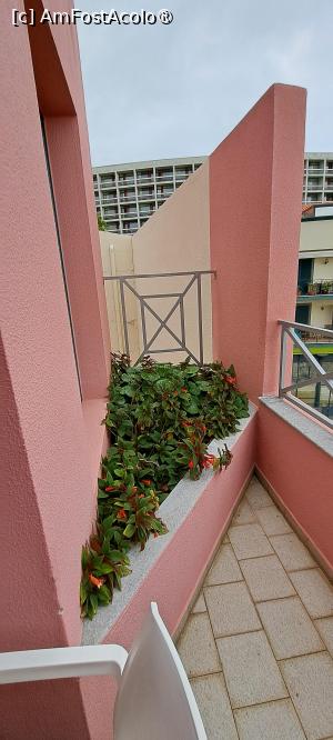 [P31] Imperatriz Aparthotel, jardiniera din balcon » foto by irinad
 - 
<span class="allrVoted glyphicon glyphicon-heart hidden" id="av1502283"></span>
<a class="m-l-10 hidden" id="sv1502283" onclick="voting_Foto_DelVot(,1502283,29150)" role="button">șterge vot <span class="glyphicon glyphicon-remove"></span></a>
<a id="v91502283" class=" c-red"  onclick="voting_Foto_SetVot(1502283)" role="button"><span class="glyphicon glyphicon-heart-empty"></span> <b>LIKE</b> = Votează poza</a> <img class="hidden"  id="f1502283W9" src="/imagini/loader.gif" border="0" /><span class="AjErrMes hidden" id="e1502283ErM"></span>