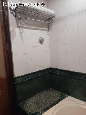 [P28] The Piccadily Lucknow » foto by adso
 - 
<span class="allrVoted glyphicon glyphicon-heart hidden" id="av1502446"></span>
<a class="m-l-10 hidden" id="sv1502446" onclick="voting_Foto_DelVot(,1502446,29151)" role="button">șterge vot <span class="glyphicon glyphicon-remove"></span></a>
<a id="v91502446" class=" c-red"  onclick="voting_Foto_SetVot(1502446)" role="button"><span class="glyphicon glyphicon-heart-empty"></span> <b>LIKE</b> = Votează poza</a> <img class="hidden"  id="f1502446W9" src="/imagini/loader.gif" border="0" /><span class="AjErrMes hidden" id="e1502446ErM"></span>