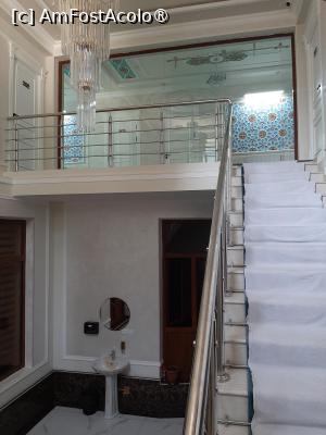 [P12] Diplomat Premium Hotel (scara monumentală) » foto by adso
 - 
<span class="allrVoted glyphicon glyphicon-heart hidden" id="av1502983"></span>
<a class="m-l-10 hidden" id="sv1502983" onclick="voting_Foto_DelVot(,1502983,29153)" role="button">șterge vot <span class="glyphicon glyphicon-remove"></span></a>
<a id="v91502983" class=" c-red"  onclick="voting_Foto_SetVot(1502983)" role="button"><span class="glyphicon glyphicon-heart-empty"></span> <b>LIKE</b> = Votează poza</a> <img class="hidden"  id="f1502983W9" src="/imagini/loader.gif" border="0" /><span class="AjErrMes hidden" id="e1502983ErM"></span>