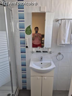 [P12] Hotel Mikes Kanarium City - prin baie » foto by ANILU
 - 
<span class="allrVoted glyphicon glyphicon-heart hidden" id="av1504100"></span>
<a class="m-l-10 hidden" id="sv1504100" onclick="voting_Foto_DelVot(,1504100,29163)" role="button">șterge vot <span class="glyphicon glyphicon-remove"></span></a>
<a id="v91504100" class=" c-red"  onclick="voting_Foto_SetVot(1504100)" role="button"><span class="glyphicon glyphicon-heart-empty"></span> <b>LIKE</b> = Votează poza</a> <img class="hidden"  id="f1504100W9" src="/imagini/loader.gif" border="0" /><span class="AjErrMes hidden" id="e1504100ErM"></span>