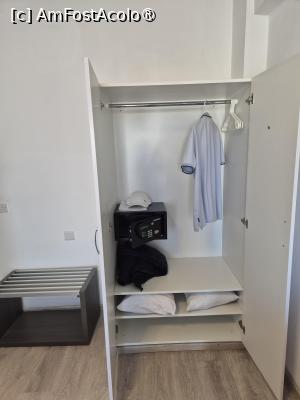 [P18] Hotel Mikes Kanarium City - prin cameră » foto by ANILU
 - 
<span class="allrVoted glyphicon glyphicon-heart hidden" id="av1504106"></span>
<a class="m-l-10 hidden" id="sv1504106" onclick="voting_Foto_DelVot(,1504106,29163)" role="button">șterge vot <span class="glyphicon glyphicon-remove"></span></a>
<a id="v91504106" class=" c-red"  onclick="voting_Foto_SetVot(1504106)" role="button"><span class="glyphicon glyphicon-heart-empty"></span> <b>LIKE</b> = Votează poza</a> <img class="hidden"  id="f1504106W9" src="/imagini/loader.gif" border="0" /><span class="AjErrMes hidden" id="e1504106ErM"></span>
