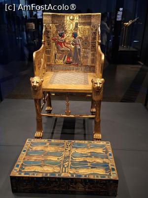 [P14] GEM, Galeriile lui Tutankhamun, „Tronul de Aur” și Suportul pentru picioare » foto by mprofeanu
 - 
<span class="allrVoted glyphicon glyphicon-heart hidden" id="av1526958"></span>
<a class="m-l-10 hidden" id="sv1526958" onclick="voting_Foto_DelVot(,1526958,29165)" role="button">șterge vot <span class="glyphicon glyphicon-remove"></span></a>
<a id="v91526958" class=" c-red"  onclick="voting_Foto_SetVot(1526958)" role="button"><span class="glyphicon glyphicon-heart-empty"></span> <b>LIKE</b> = Votează poza</a> <img class="hidden"  id="f1526958W9" src="/imagini/loader.gif" border="0" /><span class="AjErrMes hidden" id="e1526958ErM"></span>