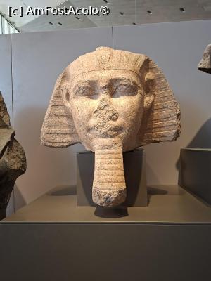 [P57] GEM, Galeria 05, Capul colosal al regelui Senusret I împreună cu tatăl său, Senusret I a adoptat co-regența, Dinastia 12, Heliopolis » foto by mprofeanu
 - 
<span class="allrVoted glyphicon glyphicon-heart hidden" id="av1527001"></span>
<a class="m-l-10 hidden" id="sv1527001" onclick="voting_Foto_DelVot(,1527001,29165)" role="button">șterge vot <span class="glyphicon glyphicon-remove"></span></a>
<a id="v91527001" class=" c-red"  onclick="voting_Foto_SetVot(1527001)" role="button"><span class="glyphicon glyphicon-heart-empty"></span> <b>LIKE</b> = Votează poza</a> <img class="hidden"  id="f1527001W9" src="/imagini/loader.gif" border="0" /><span class="AjErrMes hidden" id="e1527001ErM"></span>