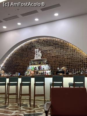 [P02] Bar lobby » foto by Florris
 - 
<span class="allrVoted glyphicon glyphicon-heart hidden" id="av1504920"></span>
<a class="m-l-10 hidden" id="sv1504920" onclick="voting_Foto_DelVot(,1504920,29169)" role="button">șterge vot <span class="glyphicon glyphicon-remove"></span></a>
<a id="v91504920" class=" c-red"  onclick="voting_Foto_SetVot(1504920)" role="button"><span class="glyphicon glyphicon-heart-empty"></span> <b>LIKE</b> = Votează poza</a> <img class="hidden"  id="f1504920W9" src="/imagini/loader.gif" border="0" /><span class="AjErrMes hidden" id="e1504920ErM"></span>