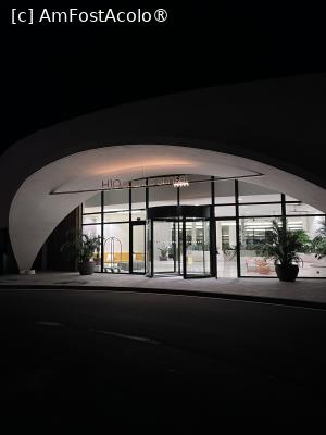 [P09] Intrarea în hotel  » foto by Florris
 - 
<span class="allrVoted glyphicon glyphicon-heart hidden" id="av1504927"></span>
<a class="m-l-10 hidden" id="sv1504927" onclick="voting_Foto_DelVot(,1504927,29169)" role="button">șterge vot <span class="glyphicon glyphicon-remove"></span></a>
<a id="v91504927" class=" c-red"  onclick="voting_Foto_SetVot(1504927)" role="button"><span class="glyphicon glyphicon-heart-empty"></span> <b>LIKE</b> = Votează poza</a> <img class="hidden"  id="f1504927W9" src="/imagini/loader.gif" border="0" /><span class="AjErrMes hidden" id="e1504927ErM"></span>