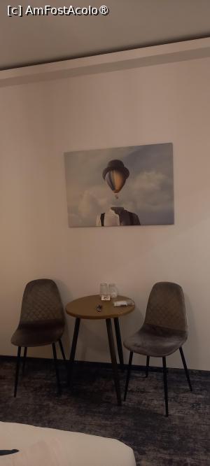 [P08] în camera 104 » foto by zlatna
 - 
<span class="allrVoted glyphicon glyphicon-heart hidden" id="av1506313"></span>
<a class="m-l-10 hidden" id="sv1506313" onclick="voting_Foto_DelVot(,1506313,29176)" role="button">șterge vot <span class="glyphicon glyphicon-remove"></span></a>
<a id="v91506313" class=" c-red"  onclick="voting_Foto_SetVot(1506313)" role="button"><span class="glyphicon glyphicon-heart-empty"></span> <b>LIKE</b> = Votează poza</a> <img class="hidden"  id="f1506313W9" src="/imagini/loader.gif" border="0" /><span class="AjErrMes hidden" id="e1506313ErM"></span>