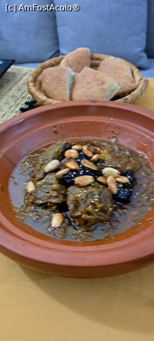 [P57] Cea de-a treia cină, Riad Minorisa » foto by irinad
 - 
<span class="allrVoted glyphicon glyphicon-heart hidden" id="av1507999"></span>
<a class="m-l-10 hidden" id="sv1507999" onclick="voting_Foto_DelVot(,1507999,29184)" role="button">șterge vot <span class="glyphicon glyphicon-remove"></span></a>
<a id="v91507999" class=" c-red"  onclick="voting_Foto_SetVot(1507999)" role="button"><span class="glyphicon glyphicon-heart-empty"></span> <b>LIKE</b> = Votează poza</a> <img class="hidden"  id="f1507999W9" src="/imagini/loader.gif" border="0" /><span class="AjErrMes hidden" id="e1507999ErM"></span>