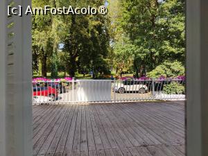 [P12] Camera noastră; vedere spre parc » foto by crismis
 - 
<span class="allrVoted glyphicon glyphicon-heart hidden" id="av1509697"></span>
<a class="m-l-10 hidden" id="sv1509697" onclick="voting_Foto_DelVot(,1509697,29195)" role="button">șterge vot <span class="glyphicon glyphicon-remove"></span></a>
<a id="v91509697" class=" c-red"  onclick="voting_Foto_SetVot(1509697)" role="button"><span class="glyphicon glyphicon-heart-empty"></span> <b>LIKE</b> = Votează poza</a> <img class="hidden"  id="f1509697W9" src="/imagini/loader.gif" border="0" /><span class="AjErrMes hidden" id="e1509697ErM"></span>