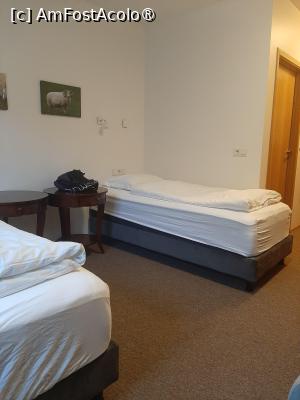 [P12] Hótel Búrfell » foto by adso
 - 
<span class="allrVoted glyphicon glyphicon-heart hidden" id="av1509807"></span>
<a class="m-l-10 hidden" id="sv1509807" onclick="voting_Foto_DelVot(,1509807,29196)" role="button">șterge vot <span class="glyphicon glyphicon-remove"></span></a>
<a id="v91509807" class=" c-red"  onclick="voting_Foto_SetVot(1509807)" role="button"><span class="glyphicon glyphicon-heart-empty"></span> <b>LIKE</b> = Votează poza</a> <img class="hidden"  id="f1509807W9" src="/imagini/loader.gif" border="0" /><span class="AjErrMes hidden" id="e1509807ErM"></span>