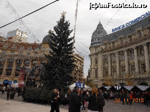 [P01] Târgul de Crăciun - Piața Universițății din București în pragul sărbătorilor de iarnă.  » foto by iulianic
 - 
<span class="allrVoted glyphicon glyphicon-heart hidden" id="av695508"></span>
<a class="m-l-10 hidden" id="sv695508" onclick="voting_Foto_DelVot(,695508,29197)" role="button">șterge vot <span class="glyphicon glyphicon-remove"></span></a>
<a id="v9695508" class=" c-red"  onclick="voting_Foto_SetVot(695508)" role="button"><span class="glyphicon glyphicon-heart-empty"></span> <b>LIKE</b> = Votează poza</a> <img class="hidden"  id="f695508W9" src="/imagini/loader.gif" border="0" /><span class="AjErrMes hidden" id="e695508ErM"></span>