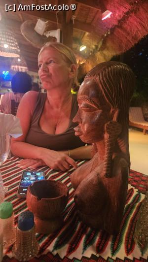 [P41] luăm cina la restaurant » foto by robert
 - 
<span class="allrVoted glyphicon glyphicon-heart hidden" id="av1510179"></span>
<a class="m-l-10 hidden" id="sv1510179" onclick="voting_Foto_DelVot(,1510179,29198)" role="button">șterge vot <span class="glyphicon glyphicon-remove"></span></a>
<a id="v91510179" class=" c-red"  onclick="voting_Foto_SetVot(1510179)" role="button"><span class="glyphicon glyphicon-heart-empty"></span> <b>LIKE</b> = Votează poza</a> <img class="hidden"  id="f1510179W9" src="/imagini/loader.gif" border="0" /><span class="AjErrMes hidden" id="e1510179ErM"></span>