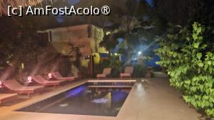 [P42] piscina la ceas de seară » foto by robert
 - 
<span class="allrVoted glyphicon glyphicon-heart hidden" id="av1510180"></span>
<a class="m-l-10 hidden" id="sv1510180" onclick="voting_Foto_DelVot(,1510180,29198)" role="button">șterge vot <span class="glyphicon glyphicon-remove"></span></a>
<a id="v91510180" class=" c-red"  onclick="voting_Foto_SetVot(1510180)" role="button"><span class="glyphicon glyphicon-heart-empty"></span> <b>LIKE</b> = Votează poza</a> <img class="hidden"  id="f1510180W9" src="/imagini/loader.gif" border="0" /><span class="AjErrMes hidden" id="e1510180ErM"></span>