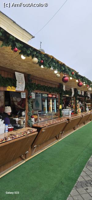 [P10] Targ Crăciun Sibiu - aici poți manca de la creveți la ciolan rotisat » foto by kmy
 - 
<span class="allrVoted glyphicon glyphicon-heart hidden" id="av1400353"></span>
<a class="m-l-10 hidden" id="sv1400353" onclick="voting_Foto_DelVot(,1400353,29199)" role="button">șterge vot <span class="glyphicon glyphicon-remove"></span></a>
<a id="v91400353" class=" c-red"  onclick="voting_Foto_SetVot(1400353)" role="button"><span class="glyphicon glyphicon-heart-empty"></span> <b>LIKE</b> = Votează poza</a> <img class="hidden"  id="f1400353W9" src="/imagini/loader.gif" border="0" /><span class="AjErrMes hidden" id="e1400353ErM"></span>