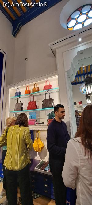 [P43] Boutique Majorelle » foto by irinad
 - 
<span class="allrVoted glyphicon glyphicon-heart hidden" id="av1510647"></span>
<a class="m-l-10 hidden" id="sv1510647" onclick="voting_Foto_DelVot(,1510647,29203)" role="button">șterge vot <span class="glyphicon glyphicon-remove"></span></a>
<a id="v91510647" class=" c-red"  onclick="voting_Foto_SetVot(1510647)" role="button"><span class="glyphicon glyphicon-heart-empty"></span> <b>LIKE</b> = Votează poza</a> <img class="hidden"  id="f1510647W9" src="/imagini/loader.gif" border="0" /><span class="AjErrMes hidden" id="e1510647ErM"></span>