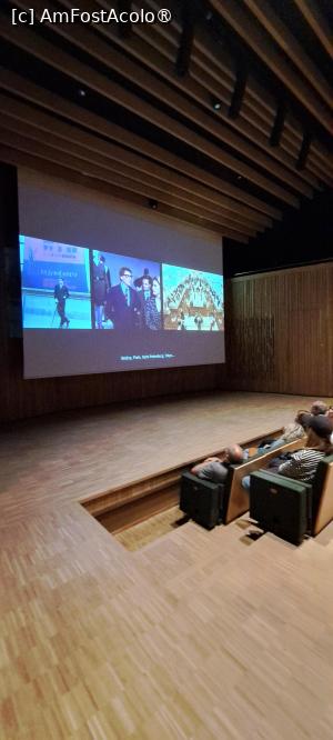 [P70] Din Muzeul Yves Saint Laurent, auditoriul » foto by irinad
 - 
<span class="allrVoted glyphicon glyphicon-heart hidden" id="av1510674"></span>
<a class="m-l-10 hidden" id="sv1510674" onclick="voting_Foto_DelVot(,1510674,29203)" role="button">șterge vot <span class="glyphicon glyphicon-remove"></span></a>
<a id="v91510674" class=" c-red"  onclick="voting_Foto_SetVot(1510674)" role="button"><span class="glyphicon glyphicon-heart-empty"></span> <b>LIKE</b> = Votează poza</a> <img class="hidden"  id="f1510674W9" src="/imagini/loader.gif" border="0" /><span class="AjErrMes hidden" id="e1510674ErM"></span>