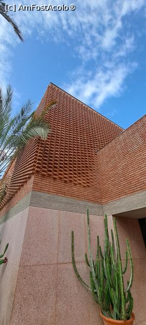 [P76] Din Muzeul Yves Saint Laurent, de pe terasă tragem o privire către fațada acestuia » foto by irinad
 - 
<span class="allrVoted glyphicon glyphicon-heart hidden" id="av1510680"></span>
<a class="m-l-10 hidden" id="sv1510680" onclick="voting_Foto_DelVot(,1510680,29203)" role="button">șterge vot <span class="glyphicon glyphicon-remove"></span></a>
<a id="v91510680" class=" c-red"  onclick="voting_Foto_SetVot(1510680)" role="button"><span class="glyphicon glyphicon-heart-empty"></span> <b>LIKE</b> = Votează poza</a> <img class="hidden"  id="f1510680W9" src="/imagini/loader.gif" border="0" /><span class="AjErrMes hidden" id="e1510680ErM"></span>