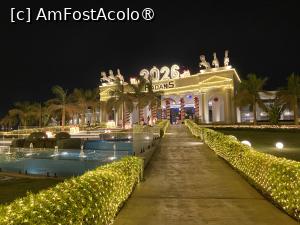 [P02] Rixos Radamis Tirana - în noiembrie 2025, gătit pentru sărbători » foto by nicole33
 - 
<span class="allrVoted glyphicon glyphicon-heart hidden" id="av1510862"></span>
<a class="m-l-10 hidden" id="sv1510862" onclick="voting_Foto_DelVot(,1510862,29204)" role="button">șterge vot <span class="glyphicon glyphicon-remove"></span></a>
<a id="v91510862" class=" c-red"  onclick="voting_Foto_SetVot(1510862)" role="button"><span class="glyphicon glyphicon-heart-empty"></span> <b>LIKE</b> = Votează poza</a> <img class="hidden"  id="f1510862W9" src="/imagini/loader.gif" border="0" /><span class="AjErrMes hidden" id="e1510862ErM"></span>