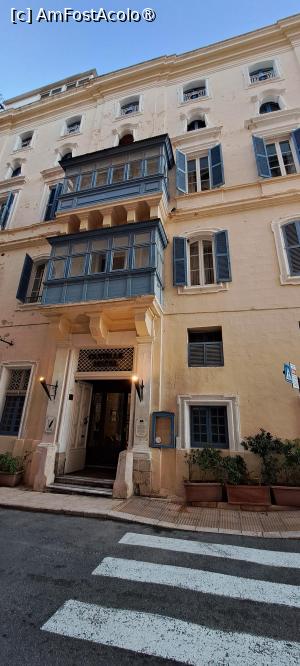 [P04] Intrarea în Hotel Castille, pe laterala hotelului » foto by irinad
 - 
<span class="allrVoted glyphicon glyphicon-heart hidden" id="av1511568"></span>
<a class="m-l-10 hidden" id="sv1511568" onclick="voting_Foto_DelVot(,1511568,29207)" role="button">șterge vot <span class="glyphicon glyphicon-remove"></span></a>
<a id="v91511568" class=" c-red"  onclick="voting_Foto_SetVot(1511568)" role="button"><span class="glyphicon glyphicon-heart-empty"></span> <b>LIKE</b> = Votează poza</a> <img class="hidden"  id="f1511568W9" src="/imagini/loader.gif" border="0" /><span class="AjErrMes hidden" id="e1511568ErM"></span>