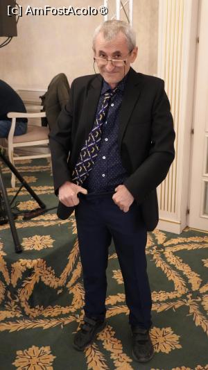 [P11] Tata lu’ AFA » foto by Zoazore
 - 
<span class="allrVoted glyphicon glyphicon-heart hidden" id="av1523453"></span>
<a class="m-l-10 hidden" id="sv1523453" onclick="voting_Foto_DelVot(,1523453,29208)" role="button">șterge vot <span class="glyphicon glyphicon-remove"></span></a>
<a id="v91523453" class=" c-red"  onclick="voting_Foto_SetVot(1523453)" role="button"><span class="glyphicon glyphicon-heart-empty"></span> <b>LIKE</b> = Votează poza</a> <img class="hidden"  id="f1523453W9" src="/imagini/loader.gif" border="0" /><span class="AjErrMes hidden" id="e1523453ErM"></span>