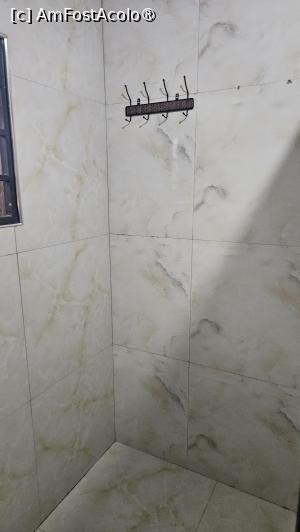 [P19] e dotată cu duș » foto by robert
 - 
<span class="allrVoted glyphicon glyphicon-heart hidden" id="av1511633"></span>
<a class="m-l-10 hidden" id="sv1511633" onclick="voting_Foto_DelVot(,1511633,29210)" role="button">șterge vot <span class="glyphicon glyphicon-remove"></span></a>
<a id="v91511633" class=" c-red"  onclick="voting_Foto_SetVot(1511633)" role="button"><span class="glyphicon glyphicon-heart-empty"></span> <b>LIKE</b> = Votează poza</a> <img class="hidden"  id="f1511633W9" src="/imagini/loader.gif" border="0" /><span class="AjErrMes hidden" id="e1511633ErM"></span>