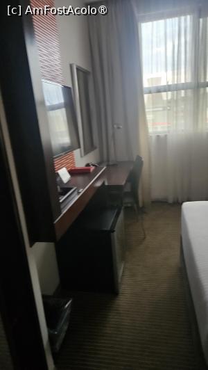 [P02] camera de hotel » foto by robert
 - 
<span class="allrVoted glyphicon glyphicon-heart hidden" id="av1512355"></span>
<a class="m-l-10 hidden" id="sv1512355" onclick="voting_Foto_DelVot(,1512355,29215)" role="button">șterge vot <span class="glyphicon glyphicon-remove"></span></a>
<a id="v91512355" class=" c-red"  onclick="voting_Foto_SetVot(1512355)" role="button"><span class="glyphicon glyphicon-heart-empty"></span> <b>LIKE</b> = Votează poza</a> <img class="hidden"  id="f1512355W9" src="/imagini/loader.gif" border="0" /><span class="AjErrMes hidden" id="e1512355ErM"></span>