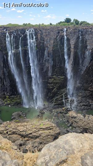 [P29] Victoria Falls Zimbabwe » foto by robert
 - 
<span class="allrVoted glyphicon glyphicon-heart hidden" id="av1514456"></span>
<a class="m-l-10 hidden" id="sv1514456" onclick="voting_Foto_DelVot(,1514456,29216)" role="button">șterge vot <span class="glyphicon glyphicon-remove"></span></a>
<a id="v91514456" class=" c-red"  onclick="voting_Foto_SetVot(1514456)" role="button"><span class="glyphicon glyphicon-heart-empty"></span> <b>LIKE</b> = Votează poza</a> <img class="hidden"  id="f1514456W9" src="/imagini/loader.gif" border="0" /><span class="AjErrMes hidden" id="e1514456ErM"></span>