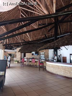 [P13] la barul hotelului » foto by nela b
 - 
<span class="allrVoted glyphicon glyphicon-heart hidden" id="av1512795"></span>
<a class="m-l-10 hidden" id="sv1512795" onclick="voting_Foto_DelVot(,1512795,29217)" role="button">șterge vot <span class="glyphicon glyphicon-remove"></span></a>
<a id="v91512795" class=" c-red"  onclick="voting_Foto_SetVot(1512795)" role="button"><span class="glyphicon glyphicon-heart-empty"></span> <b>LIKE</b> = Votează poza</a> <img class="hidden"  id="f1512795W9" src="/imagini/loader.gif" border="0" /><span class="AjErrMes hidden" id="e1512795ErM"></span>