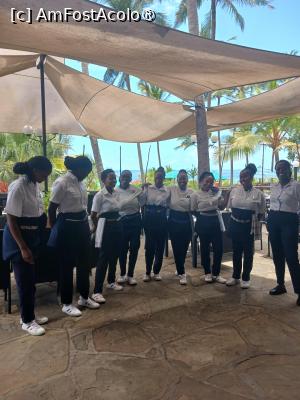 [P20] fetele de la restaurant » foto by nela b
 - 
<span class="allrVoted glyphicon glyphicon-heart hidden" id="av1512802"></span>
<a class="m-l-10 hidden" id="sv1512802" onclick="voting_Foto_DelVot(,1512802,29217)" role="button">șterge vot <span class="glyphicon glyphicon-remove"></span></a>
<a id="v91512802" class=" c-red"  onclick="voting_Foto_SetVot(1512802)" role="button"><span class="glyphicon glyphicon-heart-empty"></span> <b>LIKE</b> = Votează poza</a> <img class="hidden"  id="f1512802W9" src="/imagini/loader.gif" border="0" /><span class="AjErrMes hidden" id="e1512802ErM"></span>