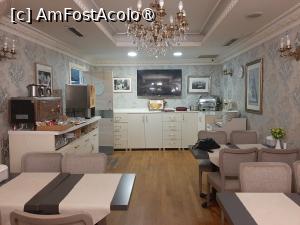 [P20] Hotel Gritti Pera » foto by adso
 - 
<span class="allrVoted glyphicon glyphicon-heart hidden" id="av1512898"></span>
<a class="m-l-10 hidden" id="sv1512898" onclick="voting_Foto_DelVot(,1512898,29218)" role="button">șterge vot <span class="glyphicon glyphicon-remove"></span></a>
<a id="v91512898" class=" c-red"  onclick="voting_Foto_SetVot(1512898)" role="button"><span class="glyphicon glyphicon-heart-empty"></span> <b>LIKE</b> = Votează poza</a> <img class="hidden"  id="f1512898W9" src="/imagini/loader.gif" border="0" /><span class="AjErrMes hidden" id="e1512898ErM"></span>