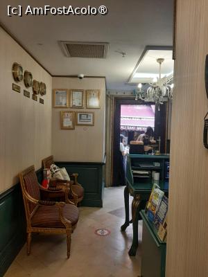 [P05] Hotel Gritti Pera » foto by adso
 - 
<span class="allrVoted glyphicon glyphicon-heart hidden" id="av1512883"></span>
<a class="m-l-10 hidden" id="sv1512883" onclick="voting_Foto_DelVot(,1512883,29218)" role="button">șterge vot <span class="glyphicon glyphicon-remove"></span></a>
<a id="v91512883" class=" c-red"  onclick="voting_Foto_SetVot(1512883)" role="button"><span class="glyphicon glyphicon-heart-empty"></span> <b>LIKE</b> = Votează poza</a> <img class="hidden"  id="f1512883W9" src="/imagini/loader.gif" border="0" /><span class="AjErrMes hidden" id="e1512883ErM"></span>